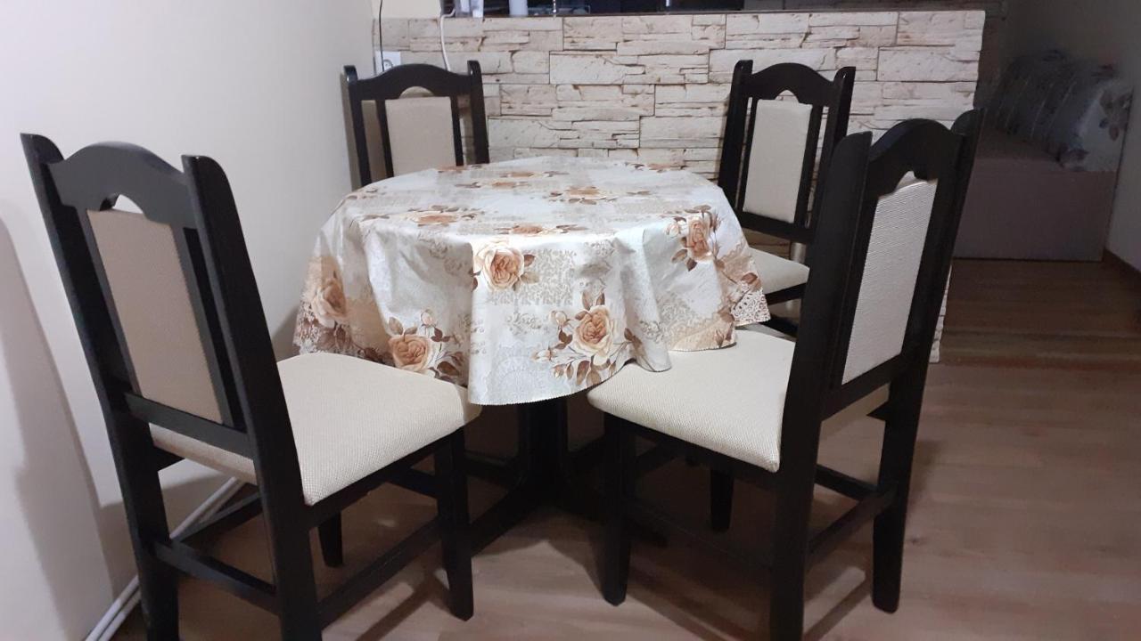 Guesthouse Dida ساباريفا بانيا الغرفة الصورة