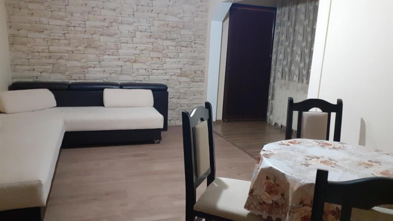 Guesthouse Dida ساباريفا بانيا الغرفة الصورة